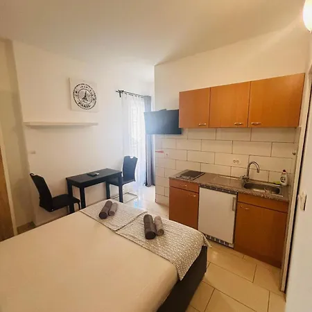 Apartment In The Center Of *
