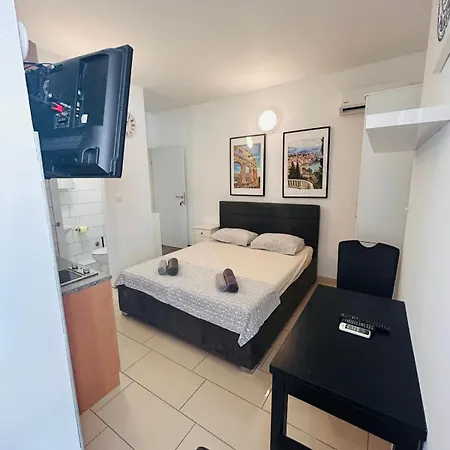 Apartment In The Center Of *