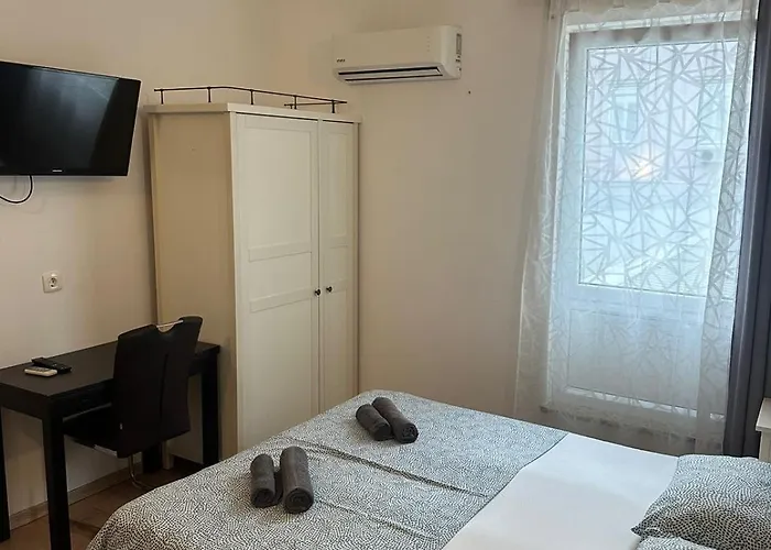 In The Center Of Pula